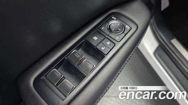 Lexus RX450h 2019 — Photo 3/20