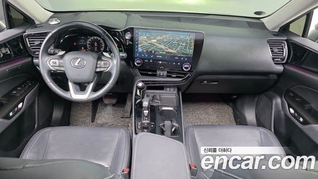 Lexus NX350h 2023 — Фото 7/20