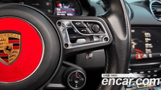 Porsche 718 Boxster 2018 — Şəkil 34/35
