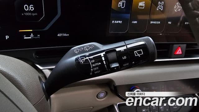 Kia Carnival 2025 — Şəkil 10/36