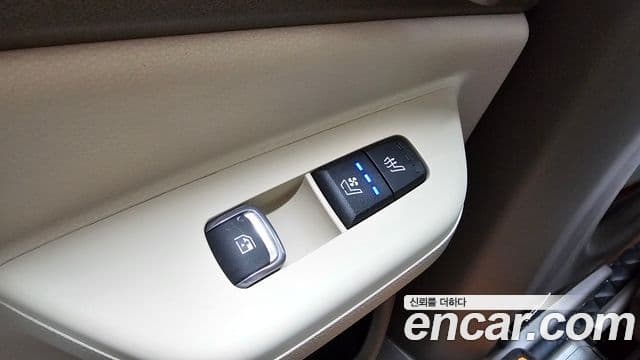 Kia Carnival 2025 — Şəkil 22/36