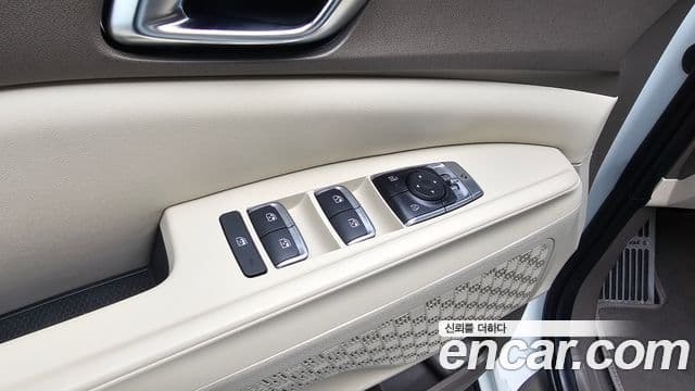 Kia Carnival 2025 — Şəkil 7/36