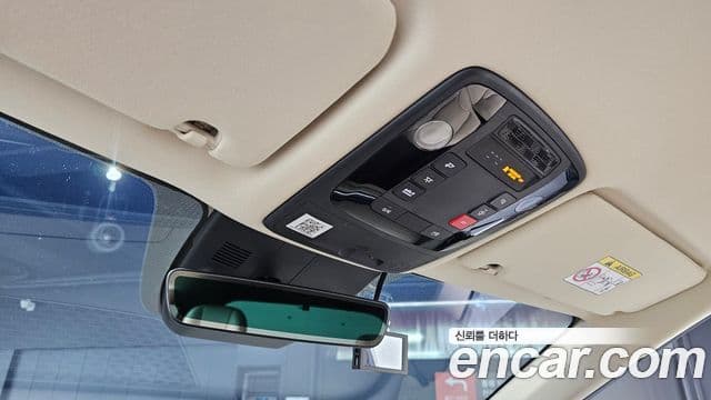 Kia Carnival 2025 — Şəkil 30/36