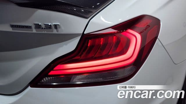 Genesis G70 2019 — ფოტო 37/38