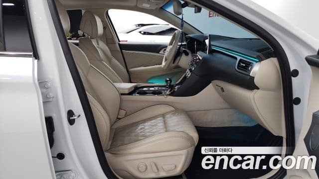 Genesis G70 2019 — ფოტო 35/38