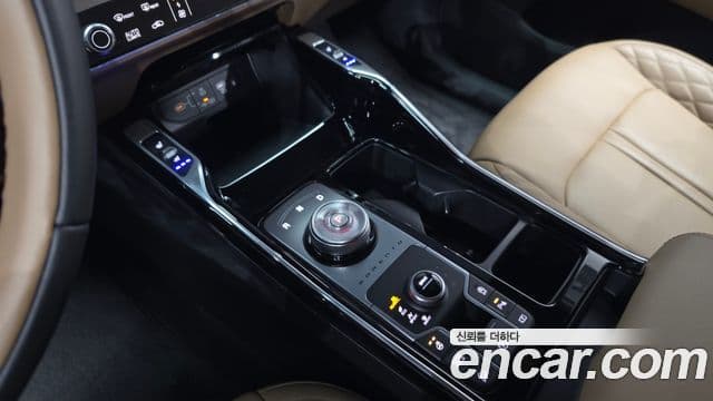 Kia Sorento 2023 — Фото 9/20