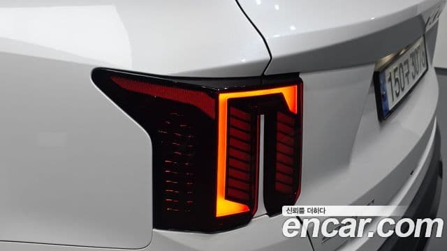 Kia Sorento 2023 — Photo 26/36