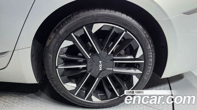 Kia K8 2024 — ფოტო 16/41