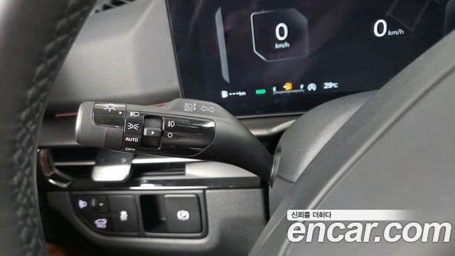 Kia Sportage 2025 — Şəkil 27/34
