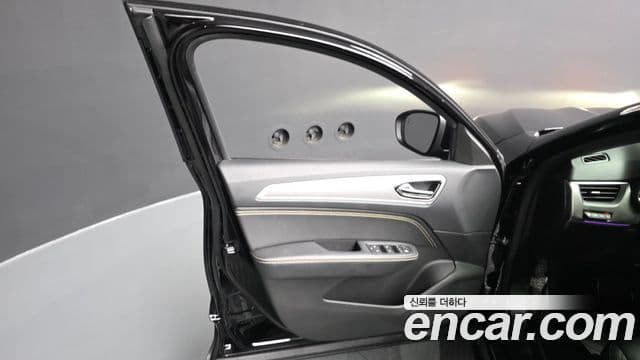 Renault Samsung Arkana 2025 — Şəkil 34/39