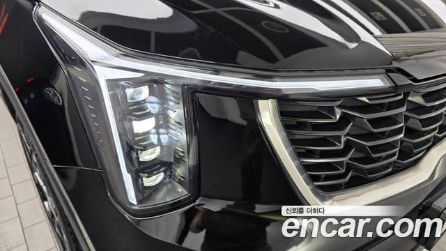 Kia Sorento 2024 — ფოტო 21/33