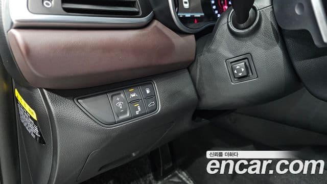 Genesis G70 2018 — ფოტო 12/37