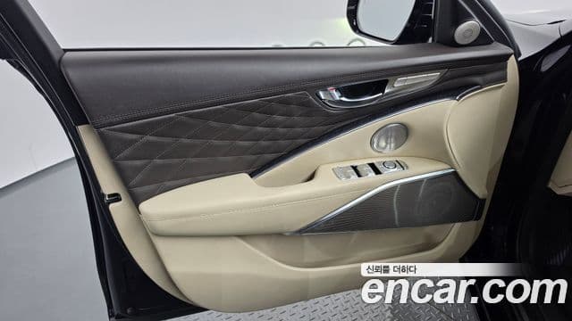 Kia The K9 2022 — Photo 35/41
