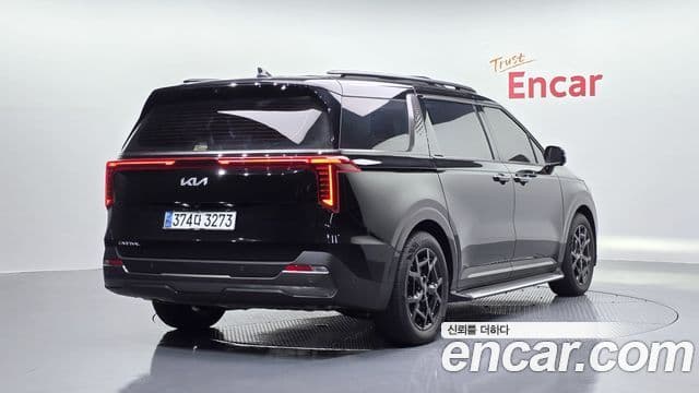 Kia Carnival 2025 — Фото 2/20