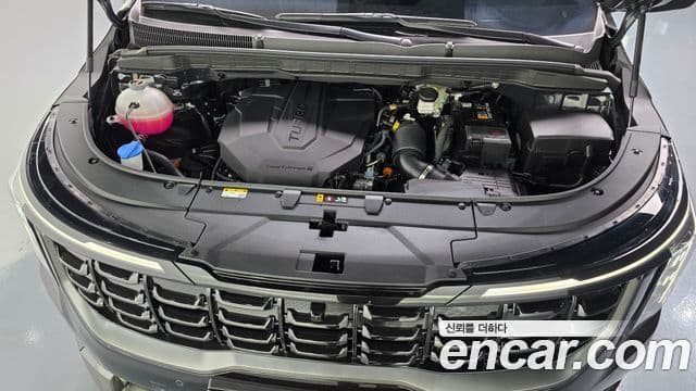 Kia Carnival 2025 — Фото 6/20