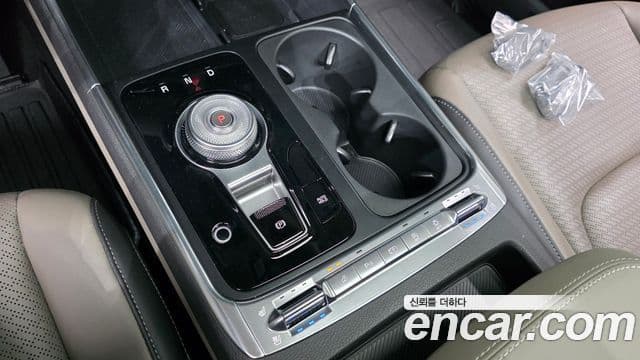 Kia Carnival 2025 — Фото 9/20