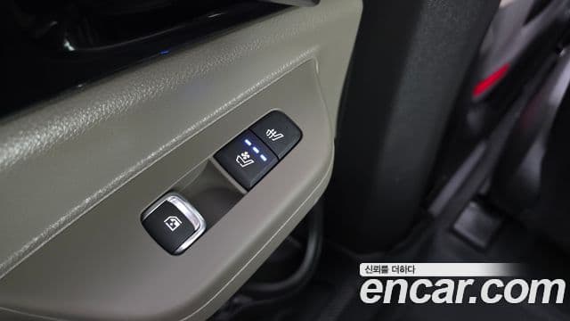 Kia Carnival 2025 — Photo 3/35