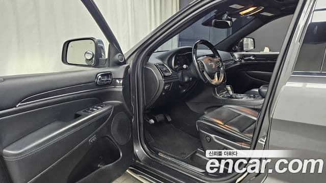 Jeep Grand Cherokee 2021 — Şəkil 4/20