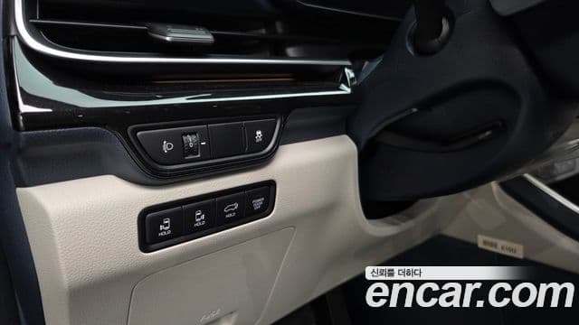 Kia Carnival 2024 — Şəkil 36/41