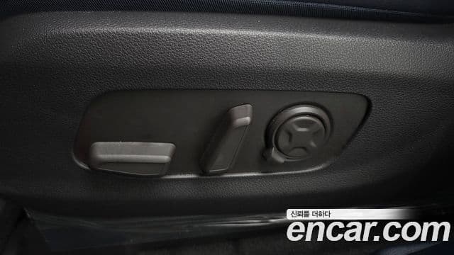 Kia Carnival 2024 — Şəkil 34/41