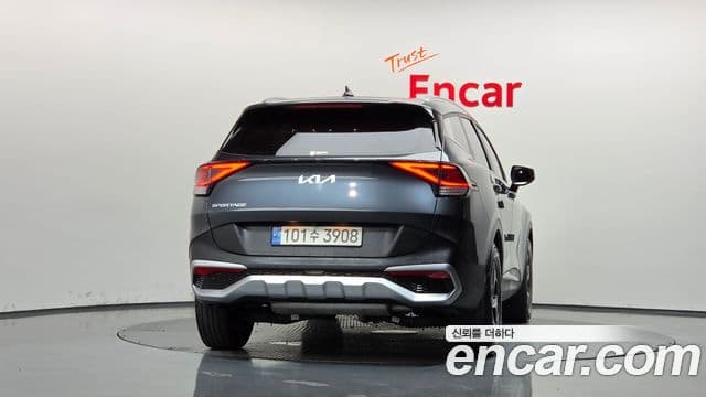 Kia Sportage 2021 — Фото 4/20