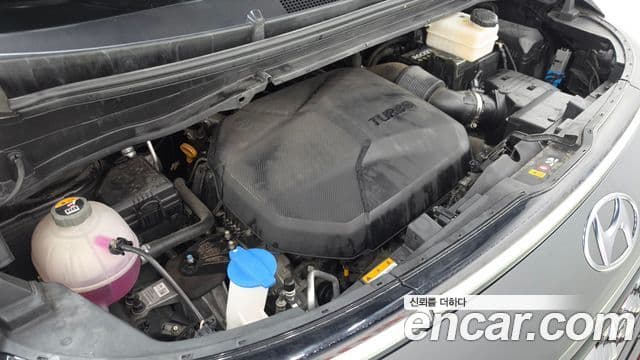 Hyundai Staria 2021 — Фото 6/20