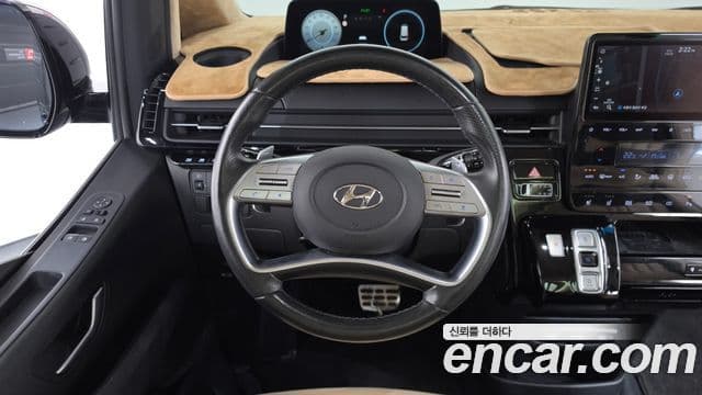Hyundai Staria 2021 — Фото 12/20