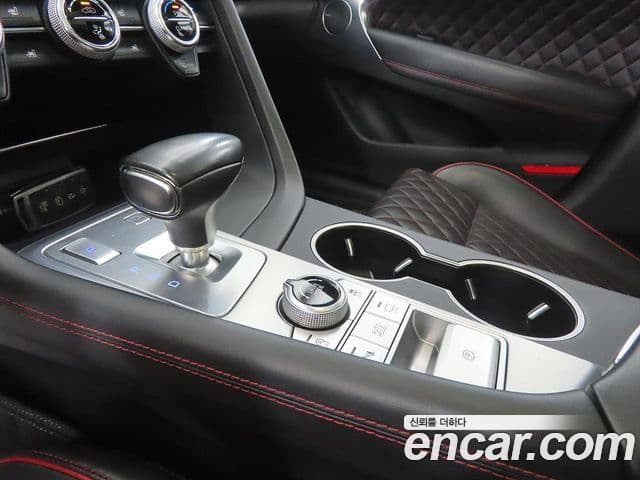 Genesis G70 2018 — ფოტო 11/20
