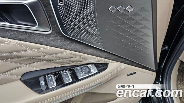 Kia K8 2022 — Şəkil 26/32