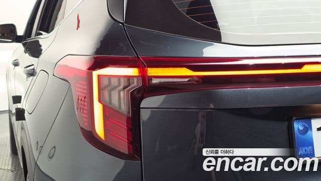 Kia Seltos 2025 — ფოტო 25/32