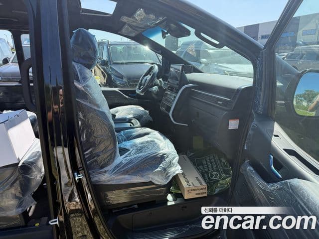 Hyundai Staria 2026 — ფოტო 17/20