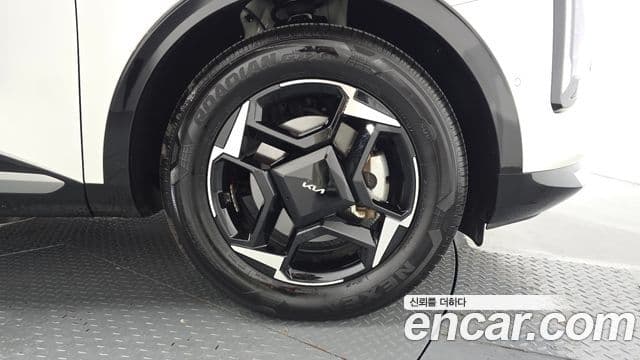 Kia Sportage 2025 — Photo 15/31