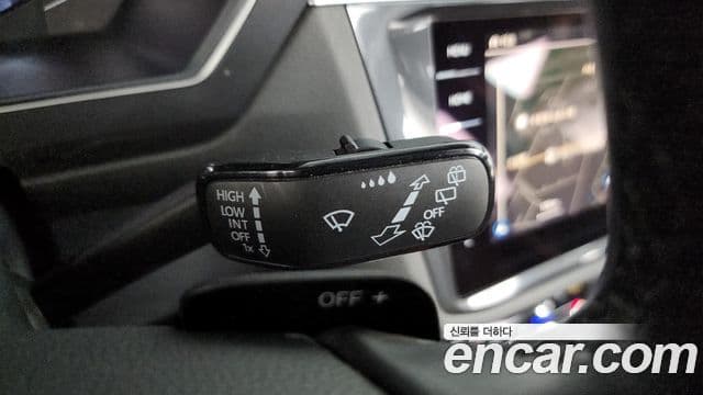 Volkswagen Tiguan Allspace 2024 — Photo 33/36