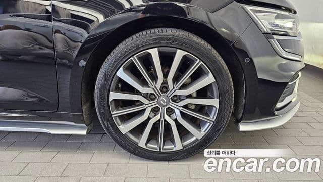 Renault Samsung SM6 2023 — ფოტო 18/34