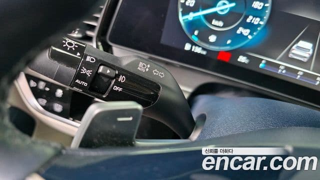 Kia Sportage 2023 — Photo 17/32