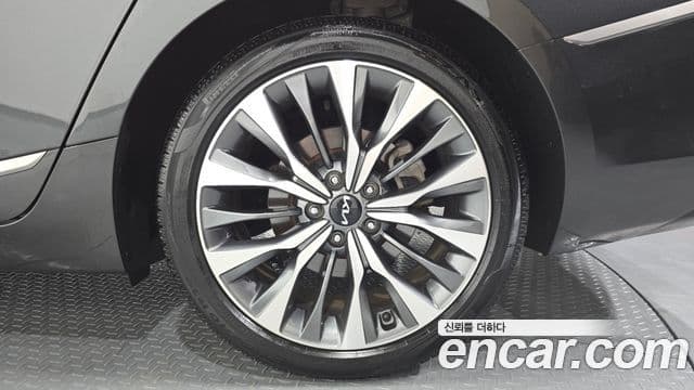 Kia K8 2021 — Şəkil 29/39