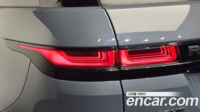 Land Rover Range Rover Evoque 2019 — Şəkil 22/34