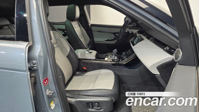 Land Rover Range Rover Evoque 2019 — Şəkil 12/34