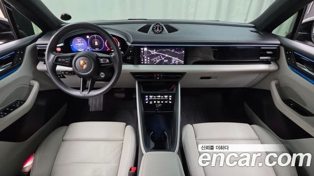 Porsche Macan EV 2025 — ფოტო 25/33