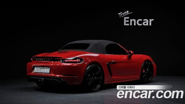 Porsche 718 Boxster 2018 — Фото 2/20