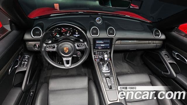 Porsche 718 Boxster 2018 — Фото 7/20