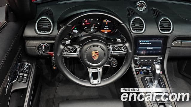 Porsche 718 Boxster 2018 — Фото 11/20