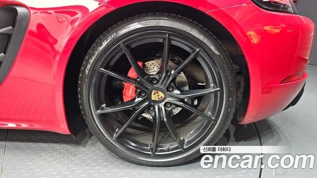 Porsche 718 Boxster 2018 — Şəkil 11/33