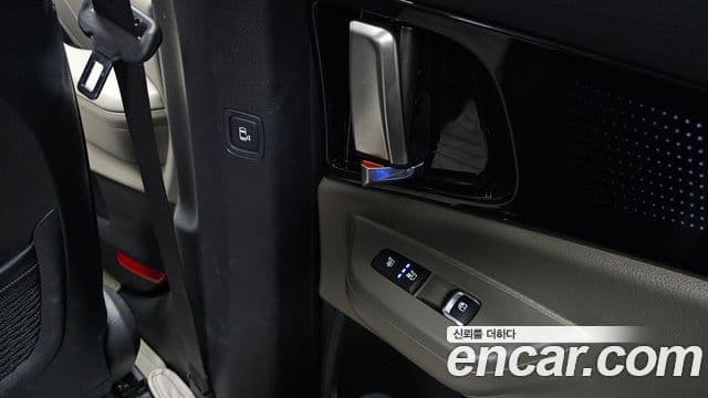 Kia Carnival 2025 — Фото 19/20