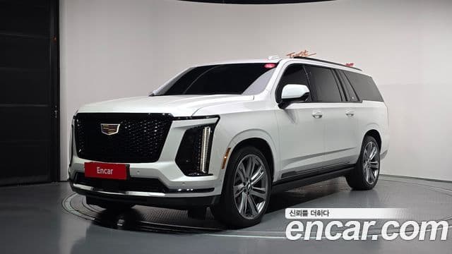Cadillac Escalade 2025 — Фото 1/20