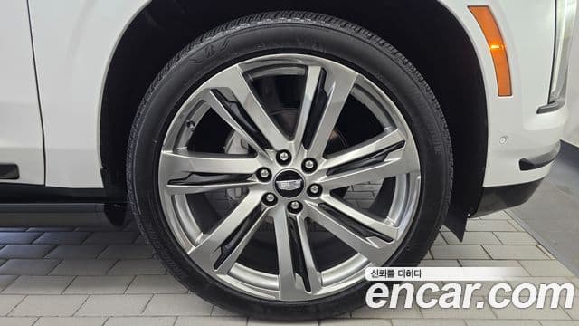 Cadillac Escalade 2025 — Photo 21/33