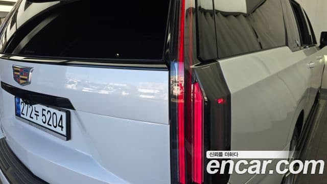 Cadillac Escalade 2025 — Photo 30/33