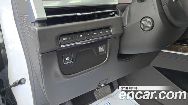 Cadillac Escalade 2025 — Photo 25/33