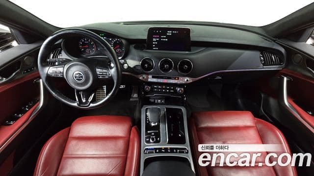 Kia Stinger 2020 — Фото 6/20