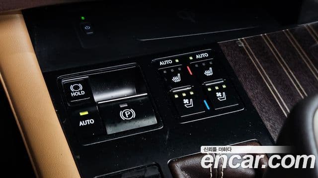 Lexus RX450h 2018 — ფოტო 32/37